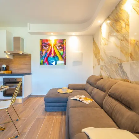 Brorent-la Maison Doree Olbia